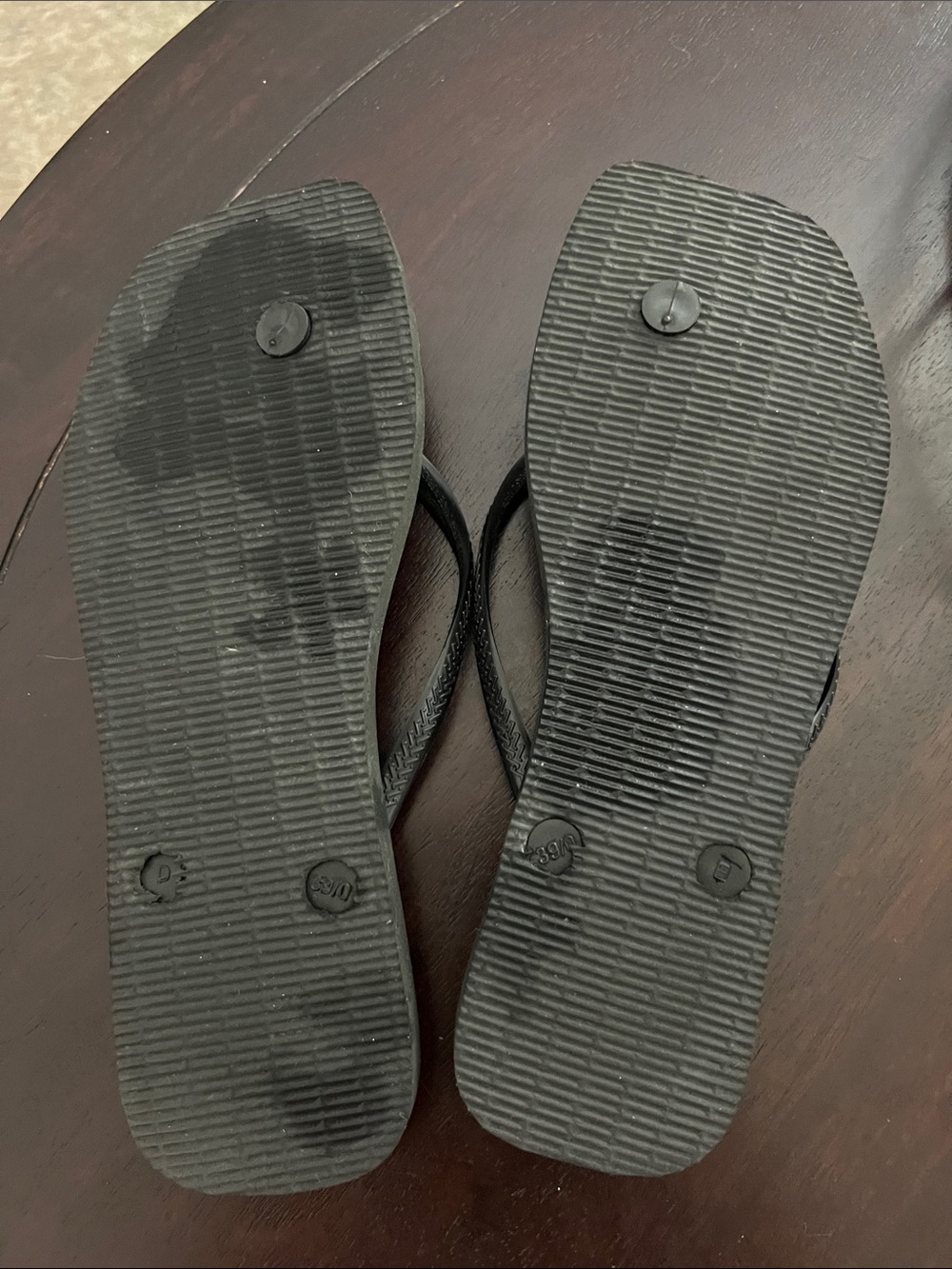 Havaianas Black Slim Flip Flops - Picture 2 of 4